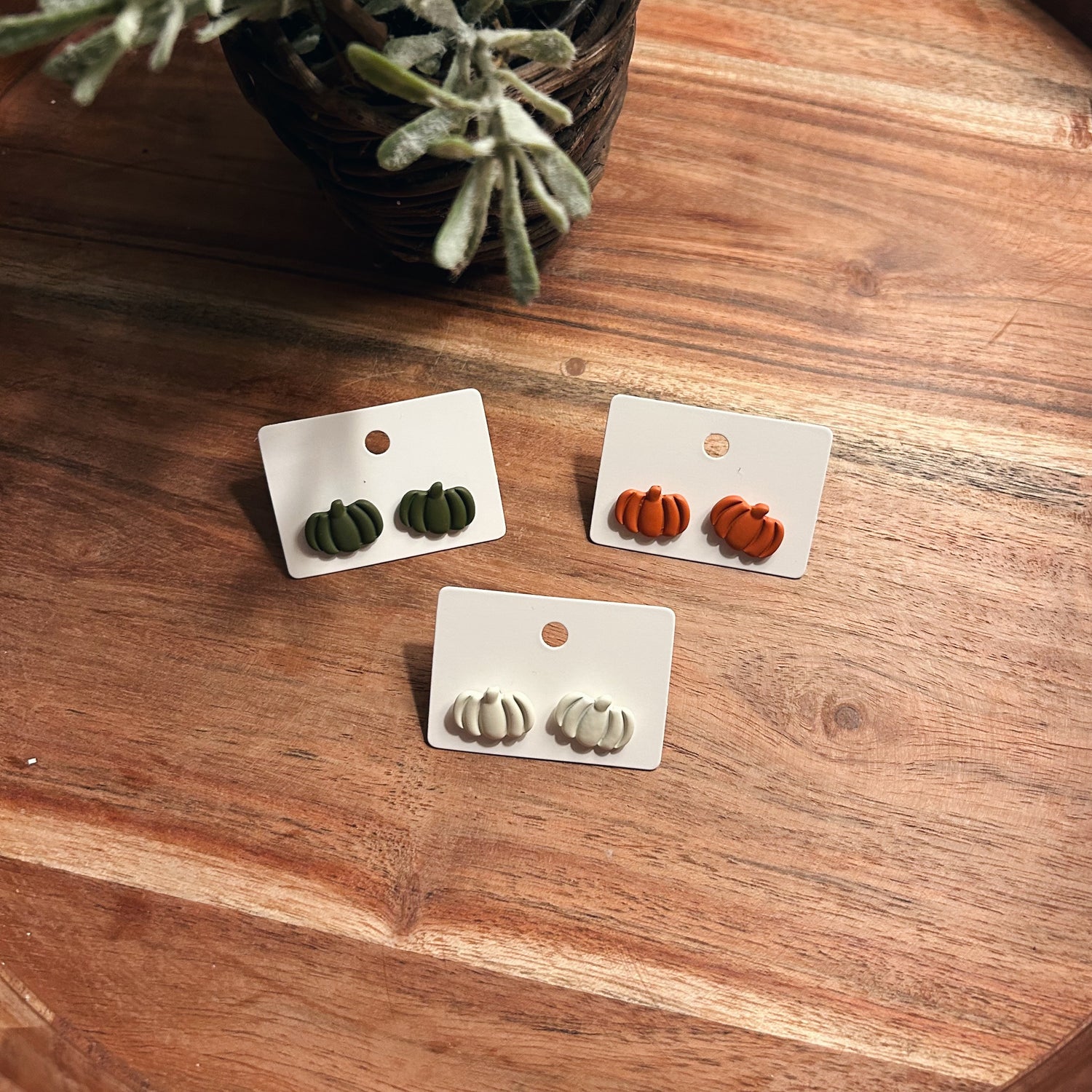 Pumpkin Studs